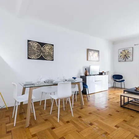 Large 3 Bdrs With Balconies & Garage Appartement *
