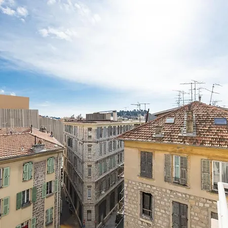 Large 3 Bdrs With Balconies & Garage Appartement *
