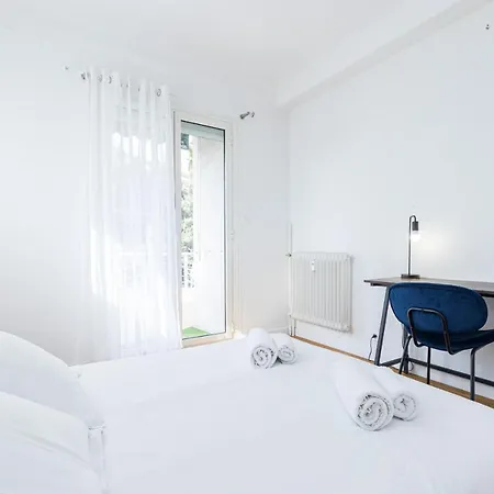 Large 3 Bdrs With Balconies & Garage Appartement